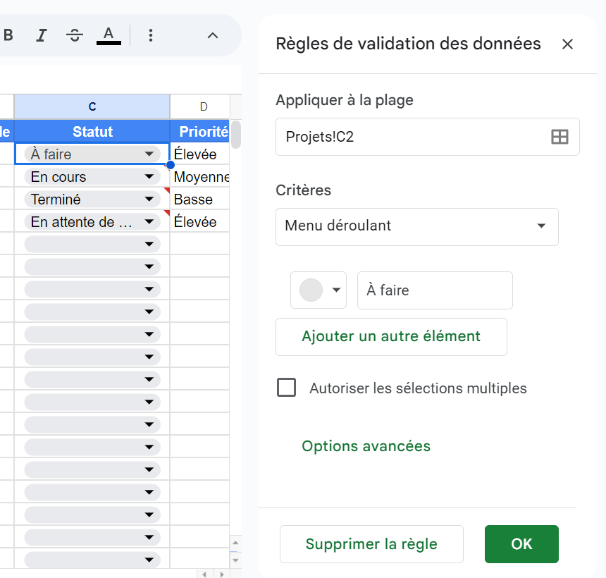 Fenêtre de configuration d'une liste déroulante dans Google Sheets, avec des options comme 'À faire', 'En cours', et 'Terminé' dans la plage Projets!C2