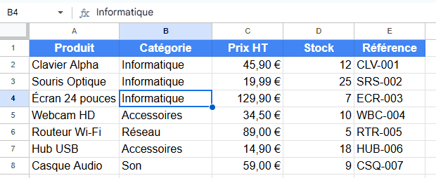 GIF montrant comment figer la première ligne dans Google Sheets en déplaçant la barre grise située au-dessus de la ligne 1