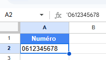 Exemple de cellule dans Google Sheets avec un numéro de téléphone préfixé par une apostrophe pour conserver le zéro initial